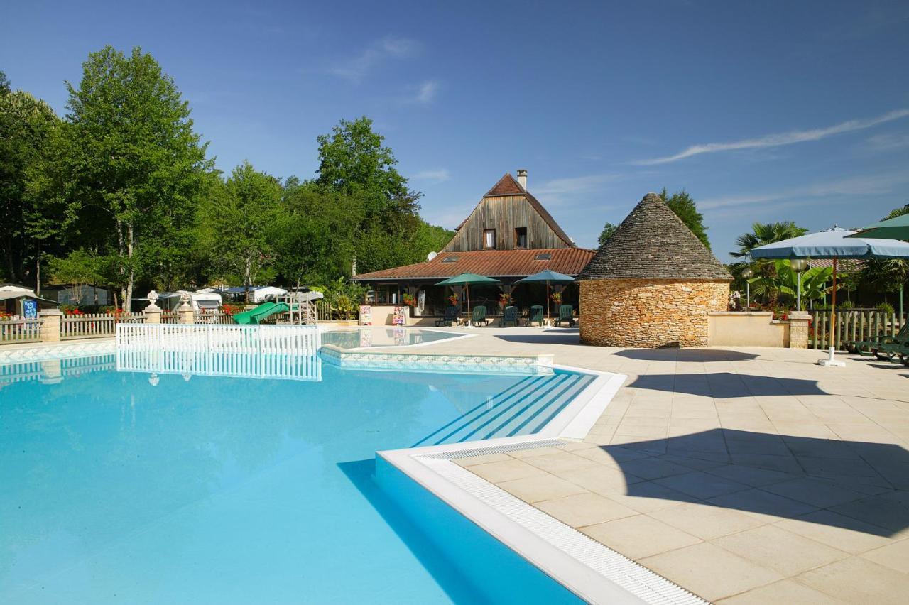 Camping Sunissim Le Moulin Du Roch 5 Stars By Locatour Sarlat-la-Canéda Exterior foto