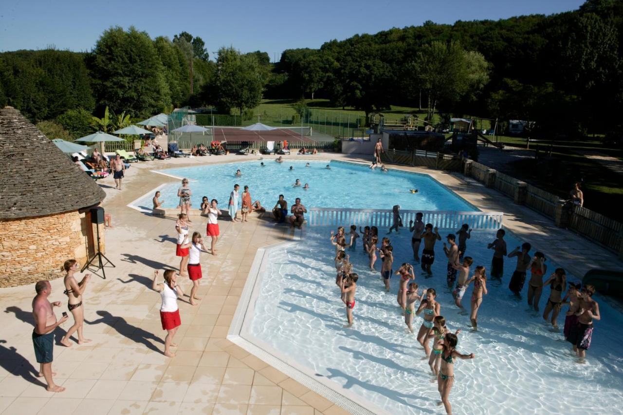 Camping Sunissim Le Moulin Du Roch 5 Stars By Locatour Sarlat-la-Canéda Exterior foto